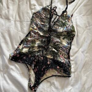 PARADIZIA Black and White Lace Up Halter One Piece Swimsuit Size Small casual